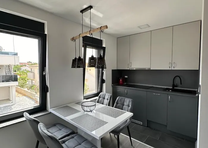 Monachus Lägenhet *